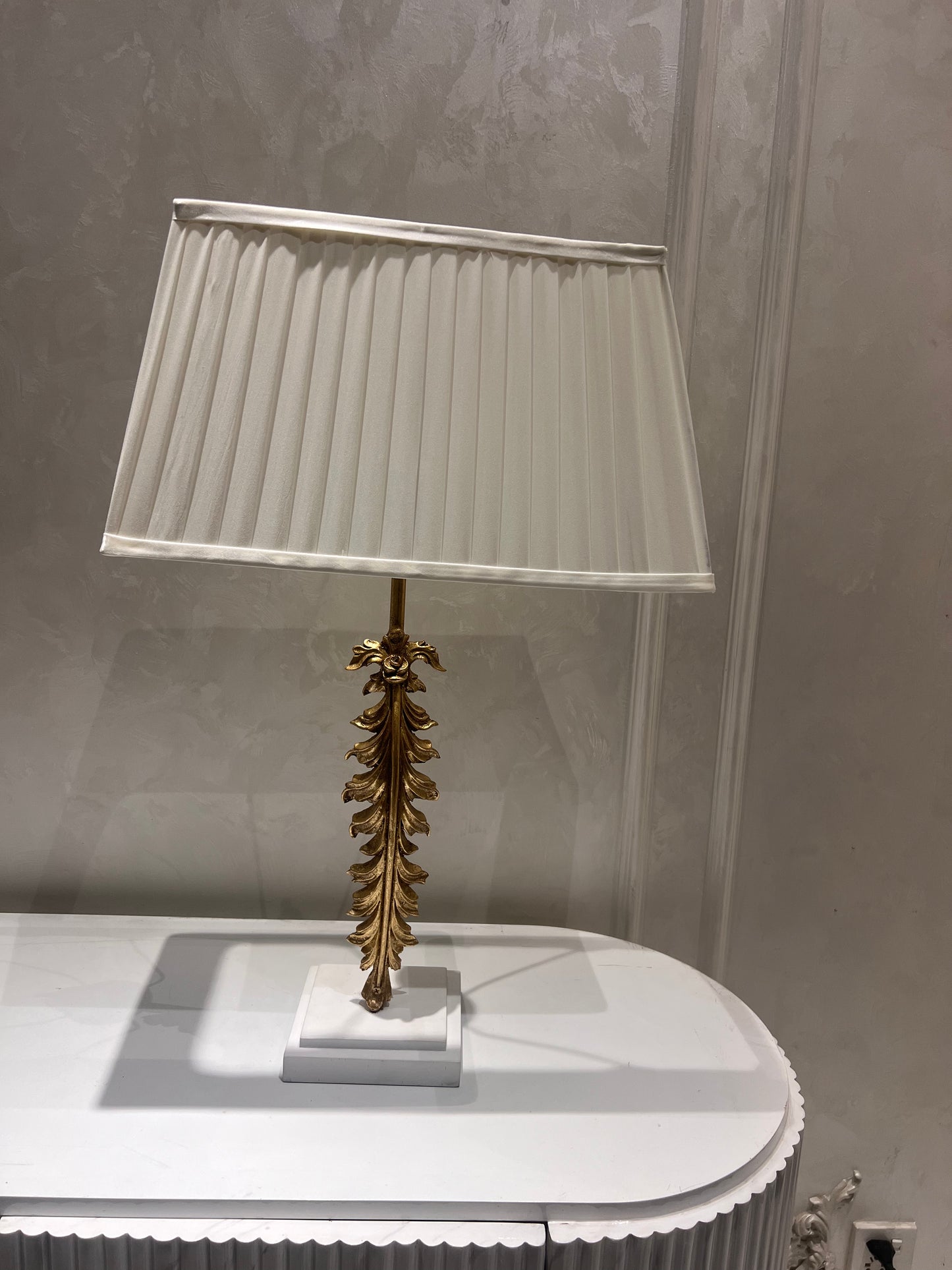 Classic Acanthus leaf lamps