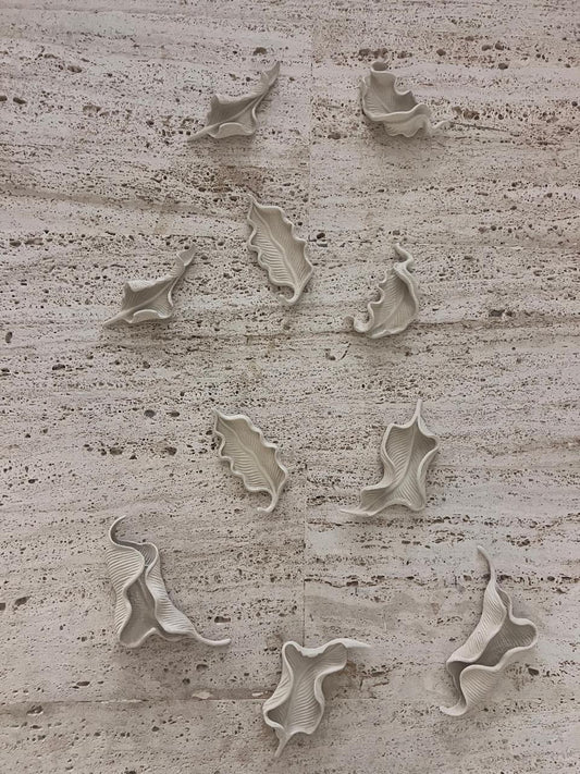 Aurum Leaves Stone Finish