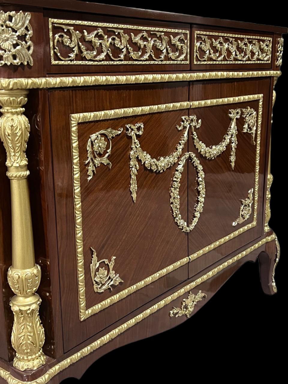 Giltwood Sideboard